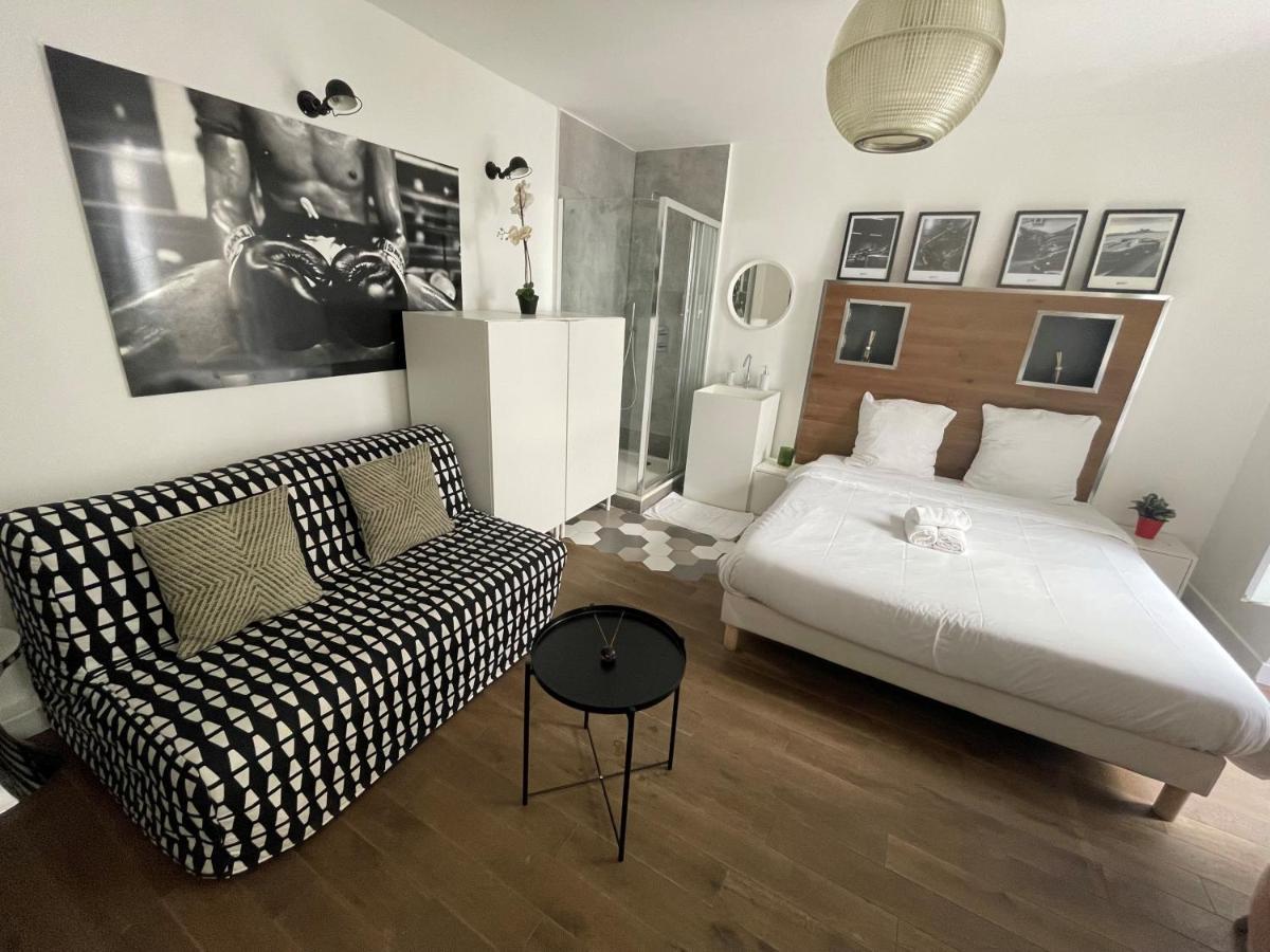 Studio De Charme Proche Tour Eiffel Et Rue Cler Apartment Paris Luaran gambar